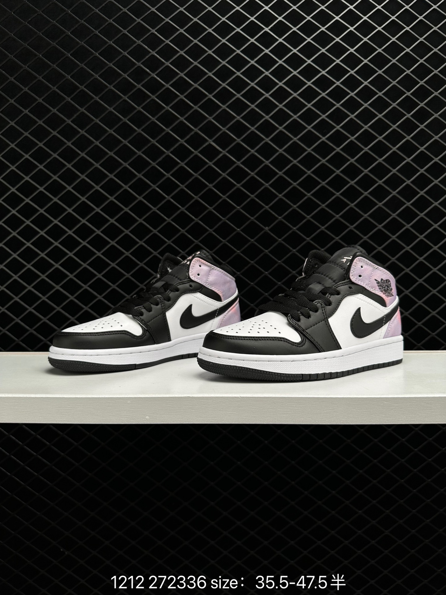 Air Jordan 1 Mid“Light Smoke Grey”